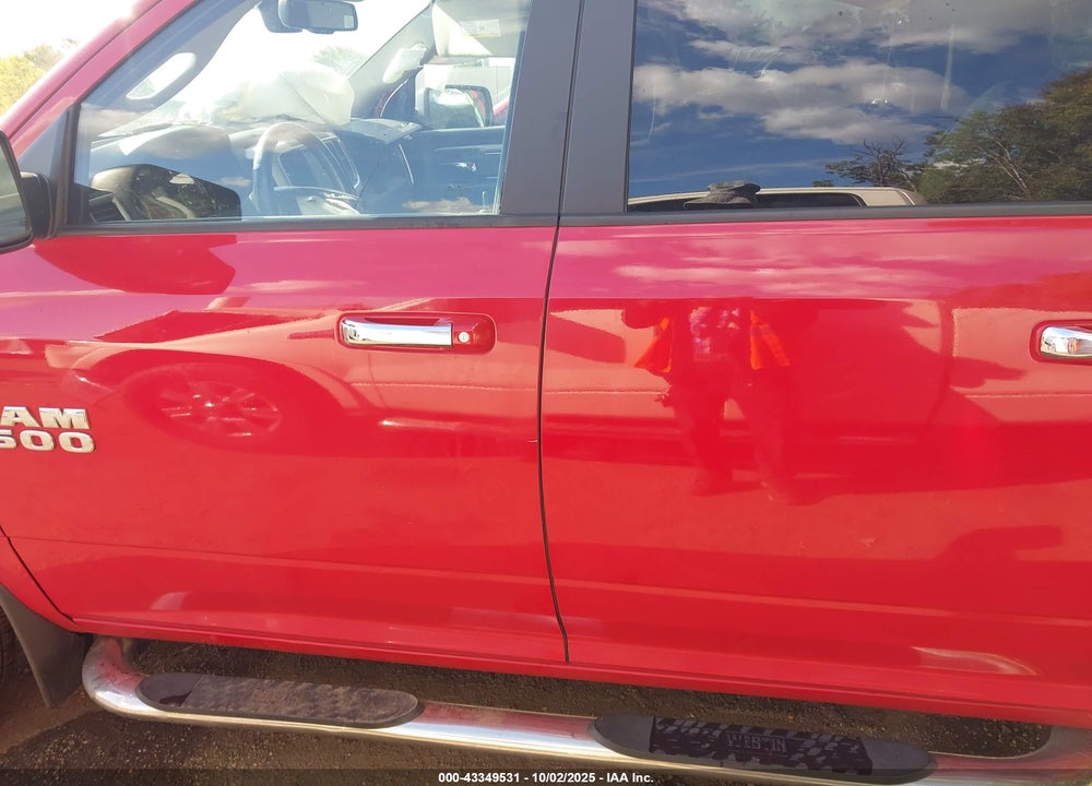 2017 RAM 1500 VIN: 3C6RR7LT3HG505931