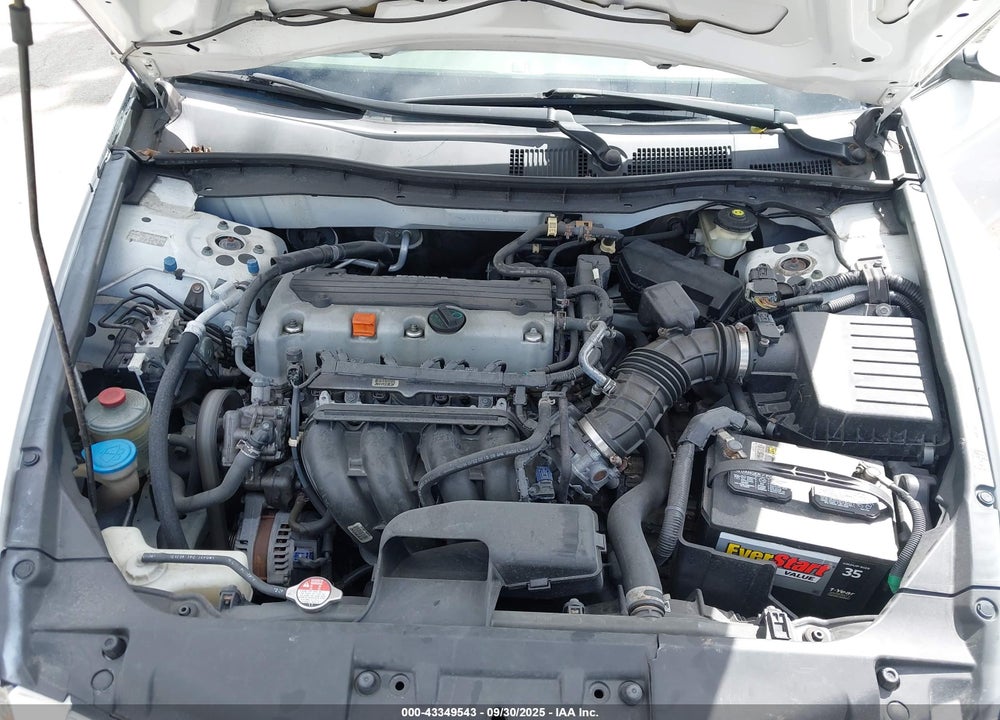 2009 HONDA ACCORD 2.4 LX-P VIN: 1HGCP26489A165639