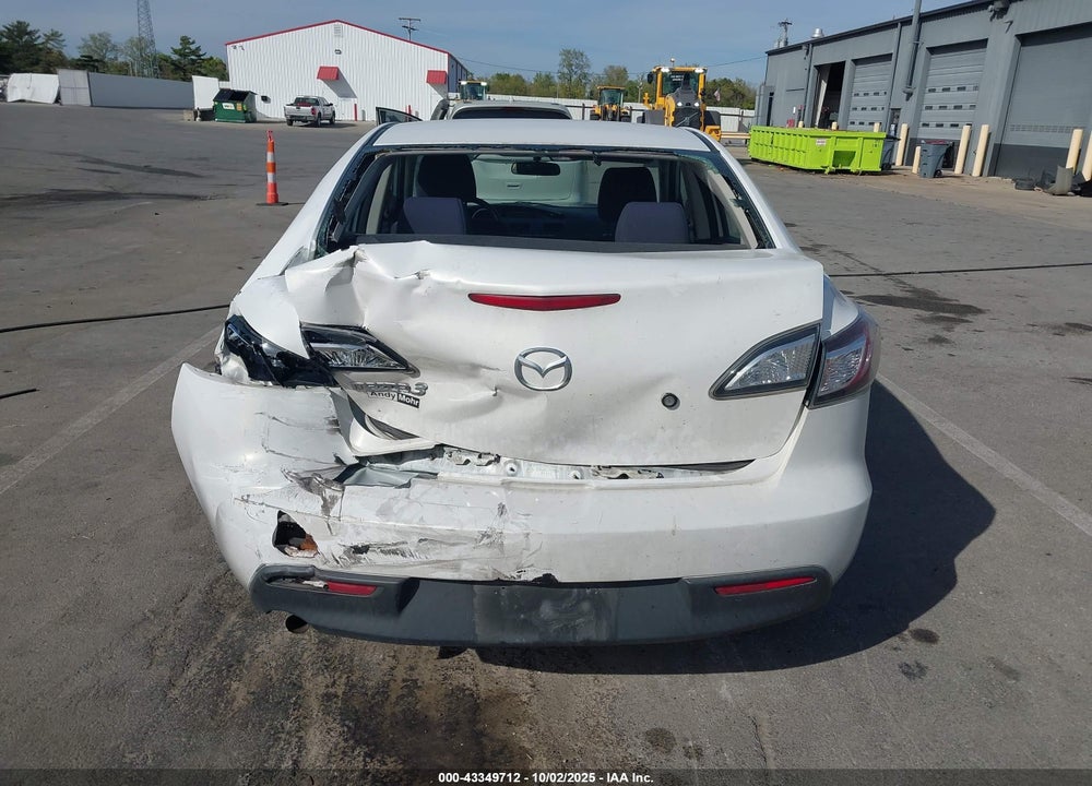 2010 MAZDA 3 I SPORT VIN: JM1BL1SF1A1281129