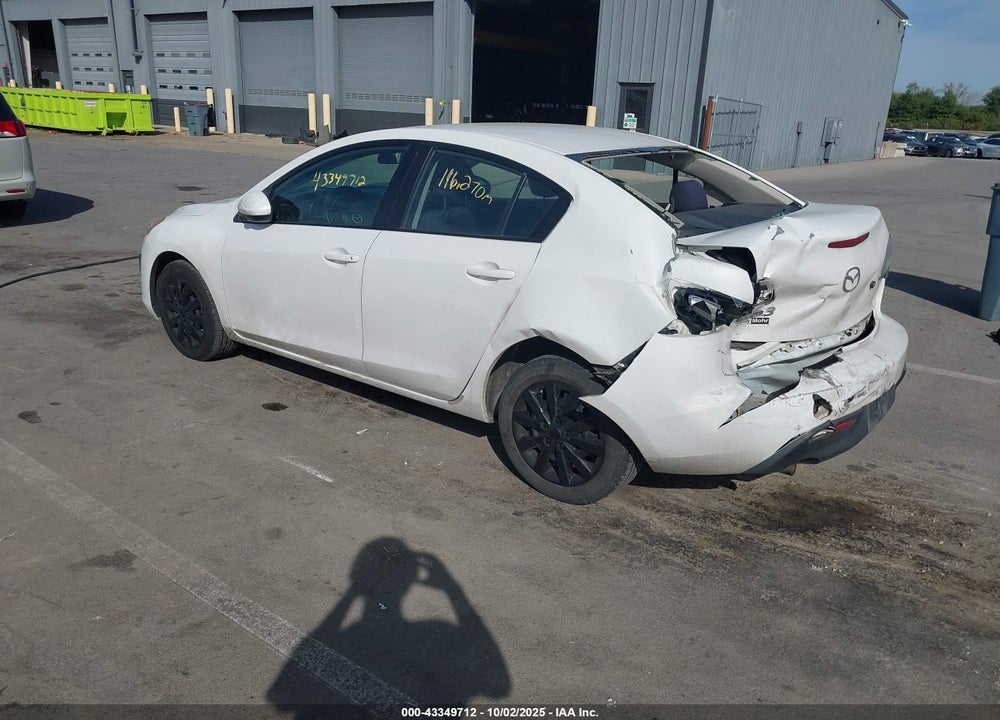 2010 MAZDA 3 I SPORT VIN: JM1BL1SF1A1281129