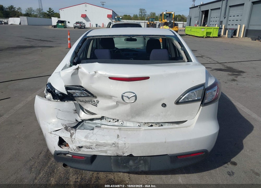 2010 MAZDA 3 I SPORT VIN: JM1BL1SF1A1281129