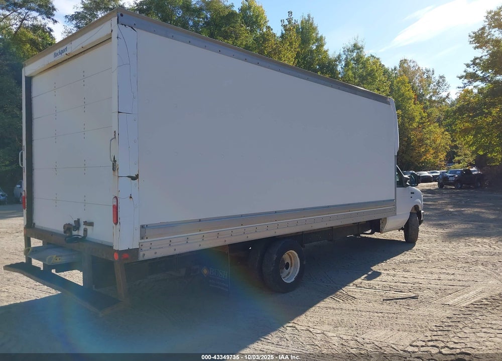 2016 FORD E-350 CUTAWAY VIN: 1FDWE3FL5GDC25768