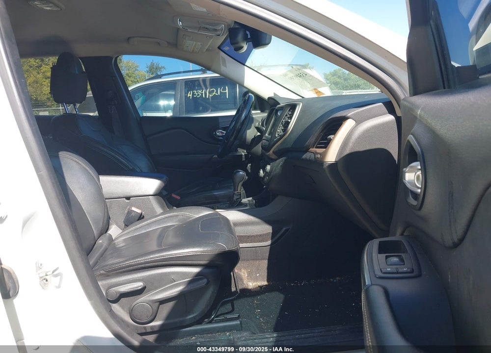 2016 JEEP CHEROKEE VIN: 1C4PJLDB8GW127157
