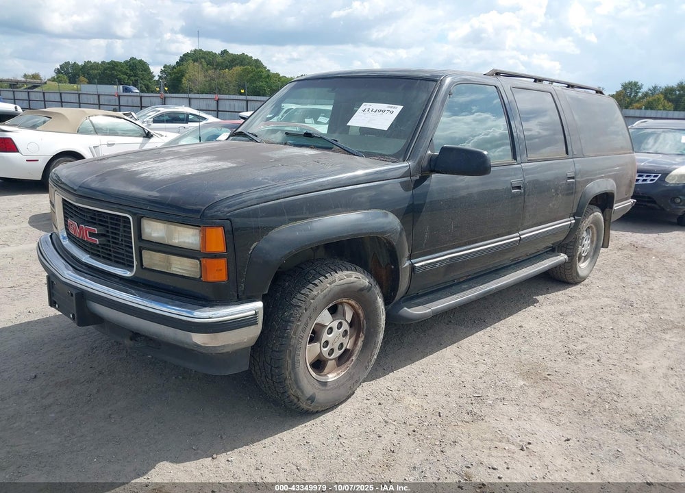 1999 GMC SUBURBAN 1500 SL VIN: 3GKFK16R7XG503647