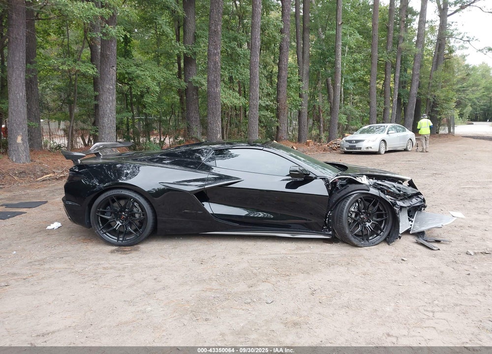 2025 CHEVROLET CORVETTE Z06 RWD 3LZ VIN: 1G1YF3D37S5605252