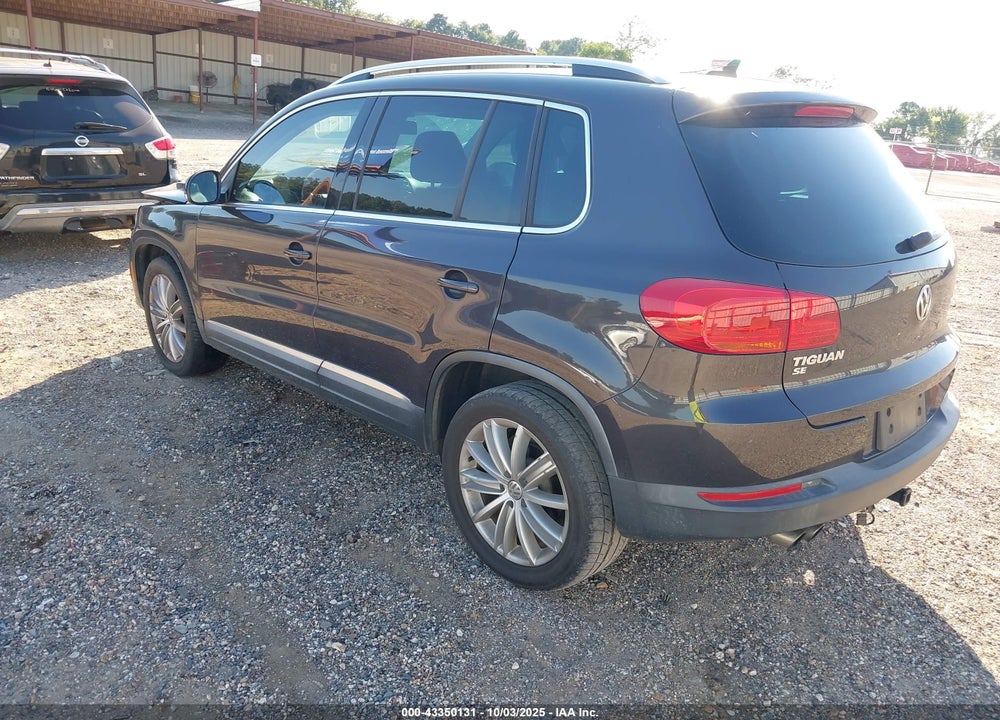 2016 VOLKSWAGEN TIGUAN VIN: WVGAV7AX6GW537887
