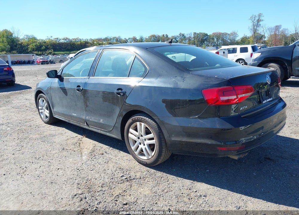 2015 VOLKSWAGEN JETTA VIN: 3VW3A7AJ5FM222918