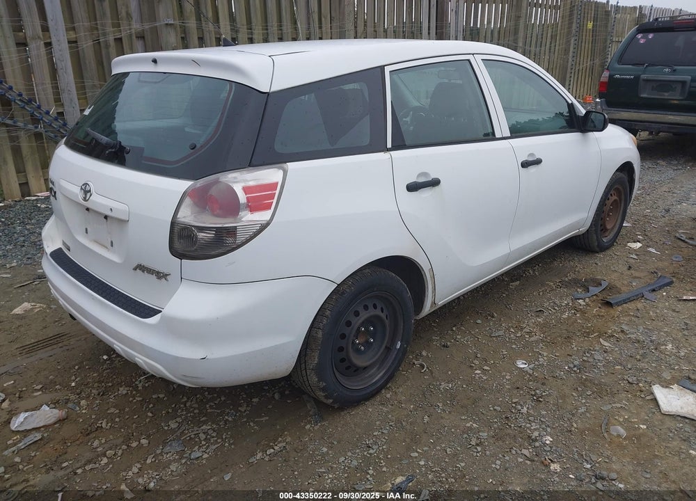 2005 TOYOTA MATRIX VIN: 2T1KR32E15C389401