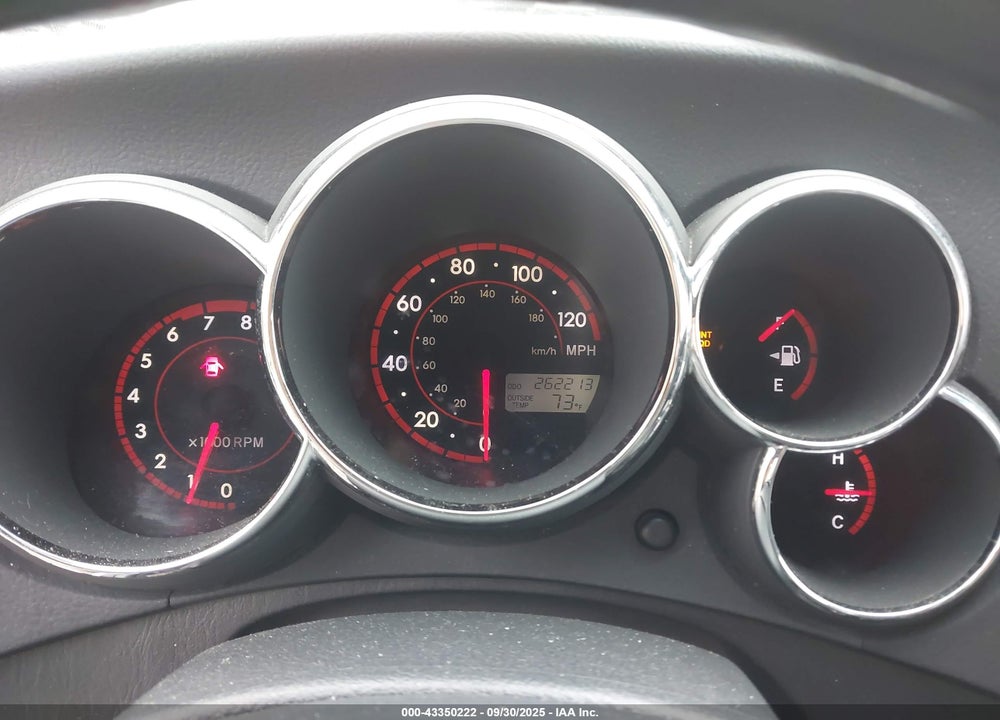 2005 TOYOTA MATRIX VIN: 2T1KR32E15C389401