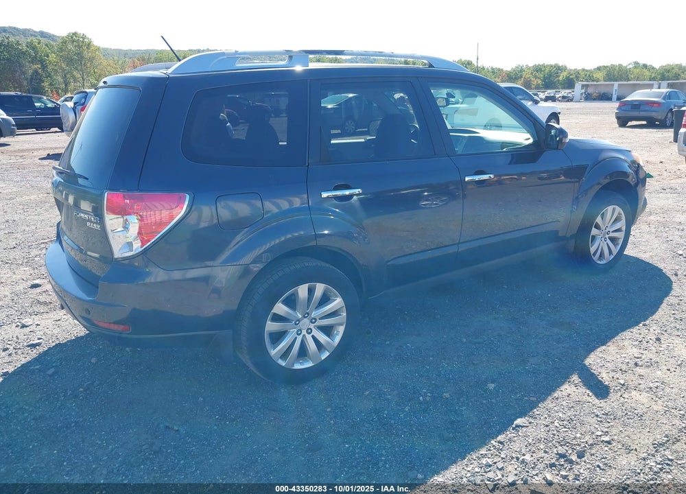 2011 SUBARU FORESTER 2.5X TOURING VIN: JF2SHAHC1BH724663