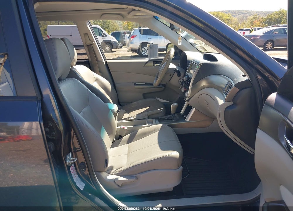 2011 SUBARU FORESTER 2.5X TOURING VIN: JF2SHAHC1BH724663