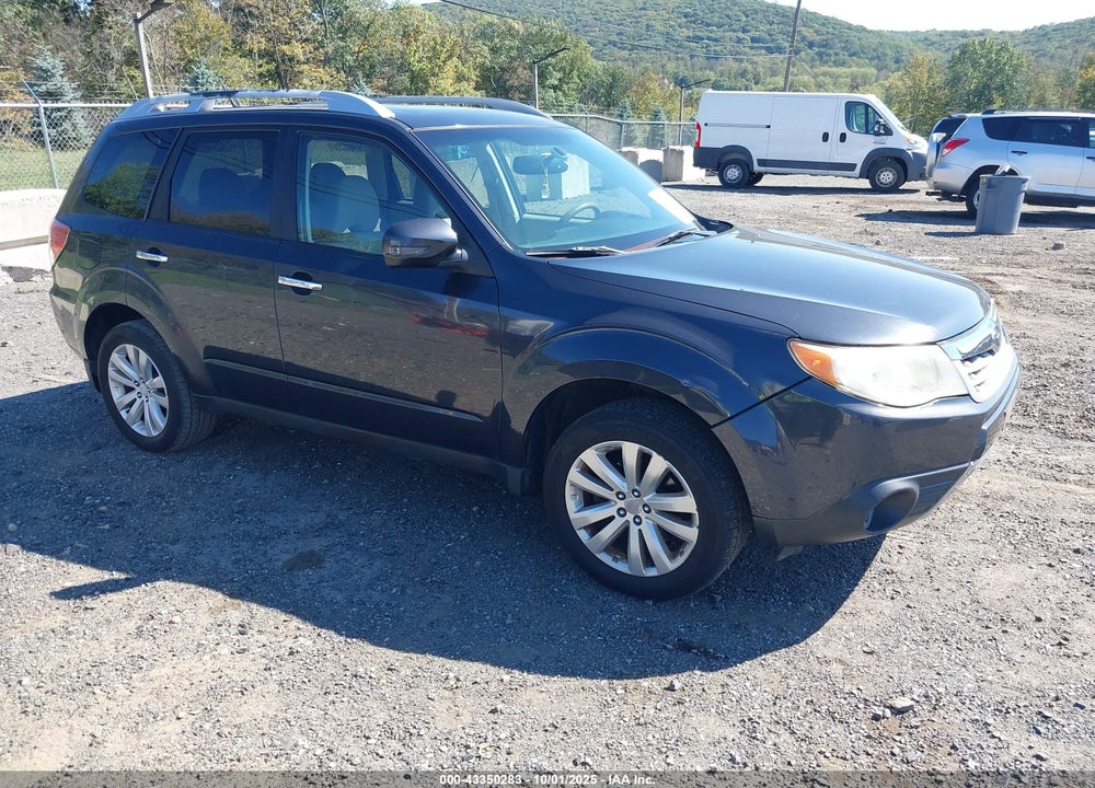 2011 SUBARU FORESTER 2.5X TOURING VIN: JF2SHAHC1BH724663