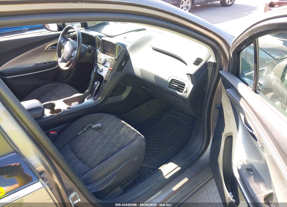 2014 CHEVROLET VOLT VIN: 1G1RA6E45EU133025
