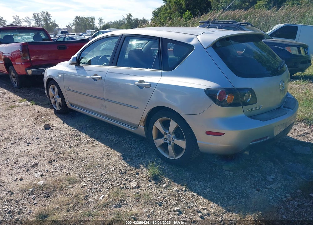 2005 MAZDA 3 S VIN: JM1BK343951285050