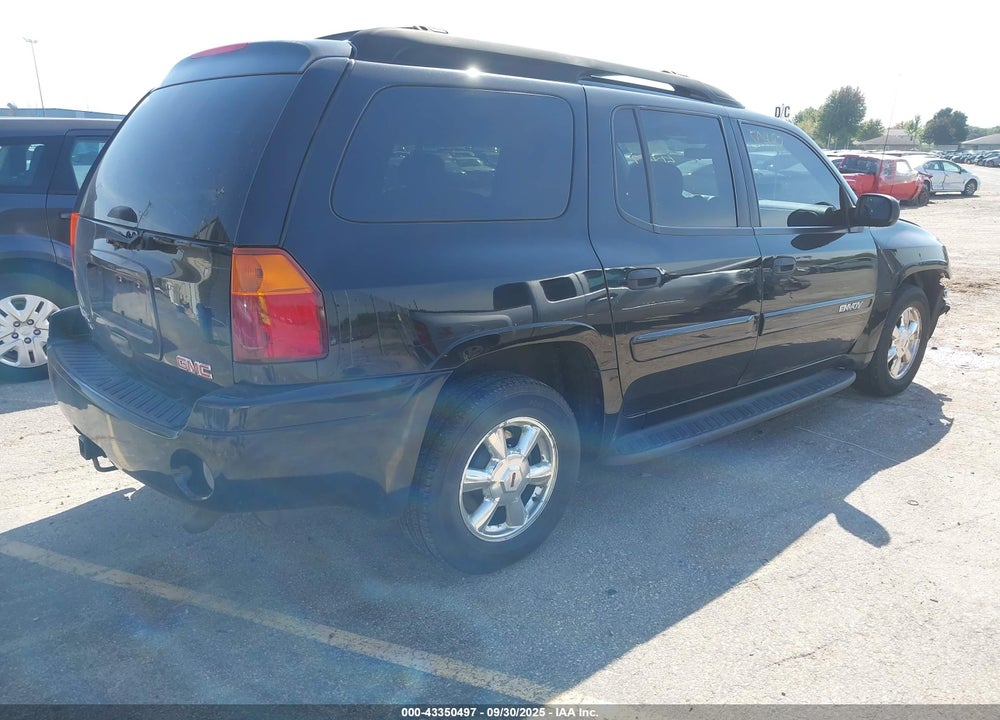 2005 GMC ENVOY XL SLE VIN: 1GKET16S356184175