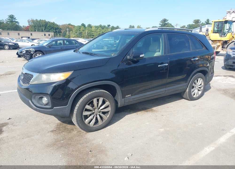 2011 KIA SORENTO VIN: 5XYKUCA19BG147484