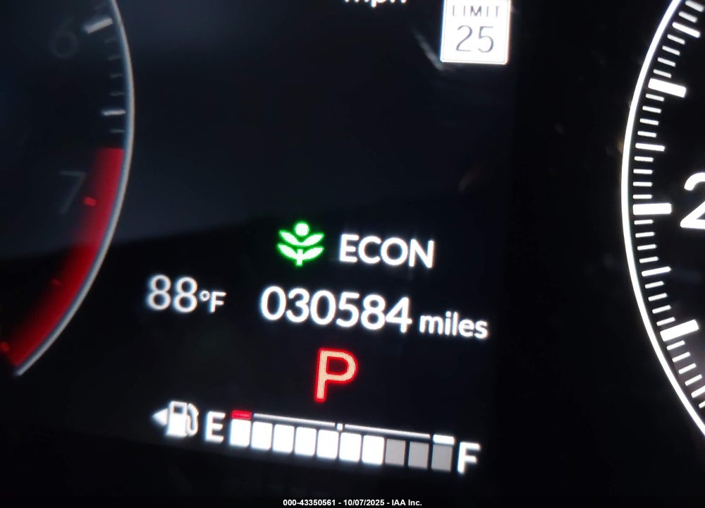 2025 HONDA HR-V VIN: 3CZRZ1H33SM743246
