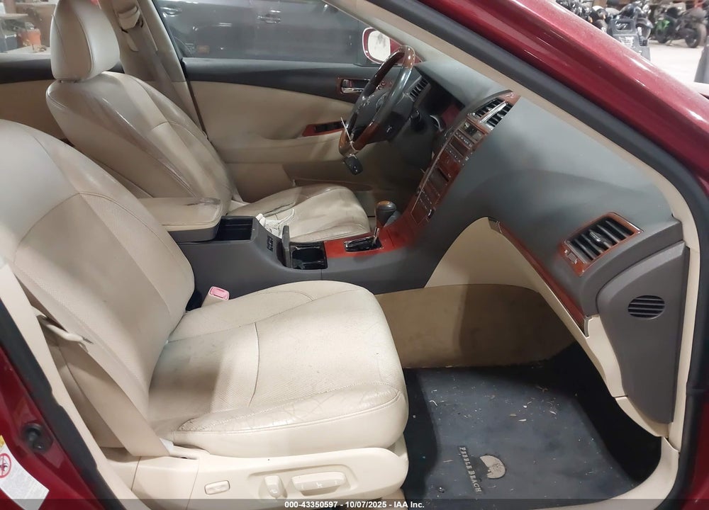 2011 LEXUS ES 350 VIN: JTHBK1EG8B2439421