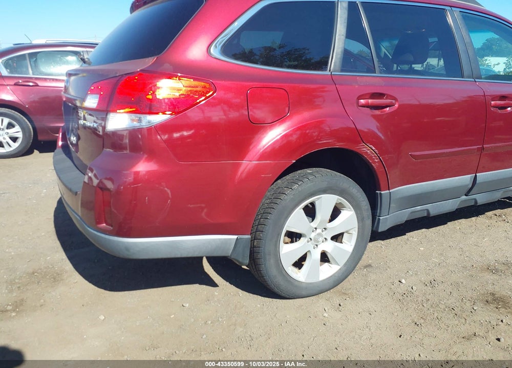 2011 SUBARU OUTBACK 2.5I PREMIUM VIN: 4S4BRCCCXB3406418