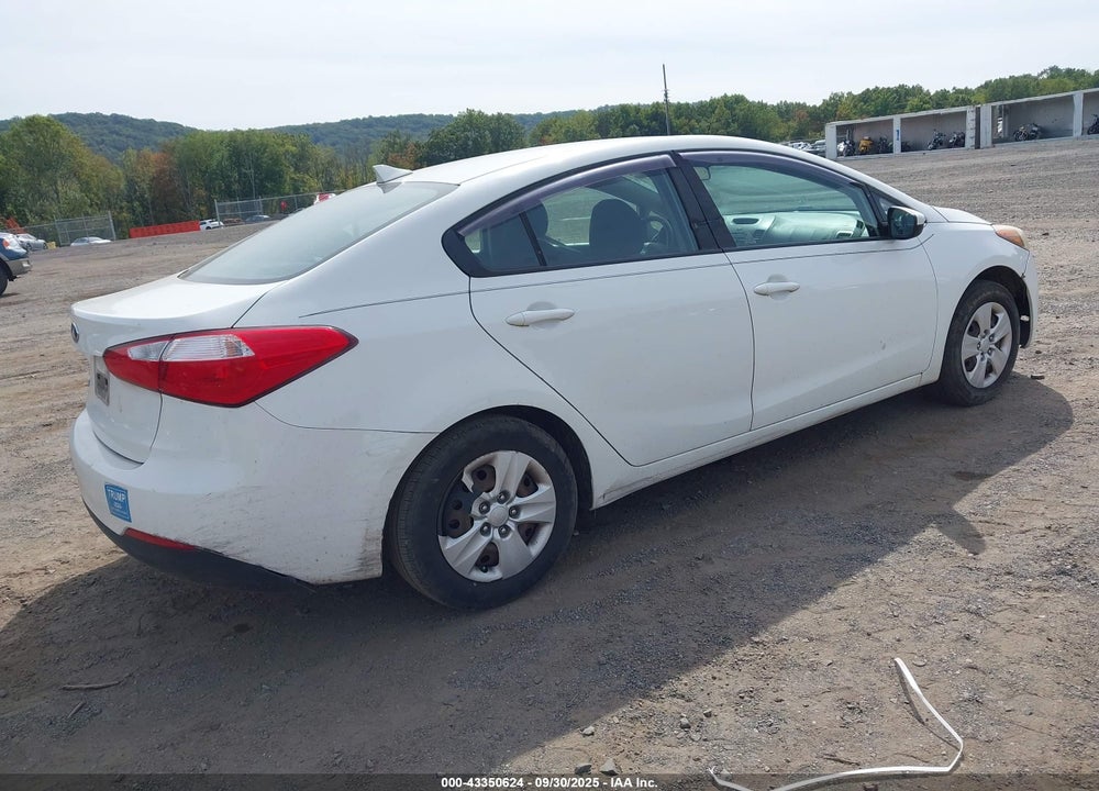 2016 KIA FORTE LX VIN: KNAFK4A6XG5590393