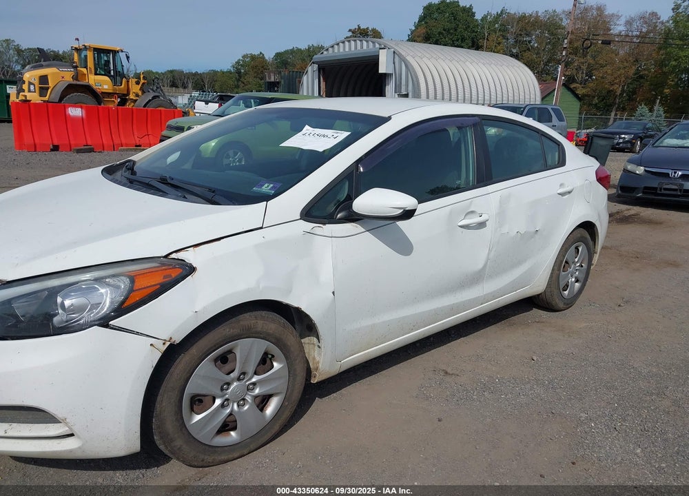 2016 KIA FORTE LX VIN: KNAFK4A6XG5590393