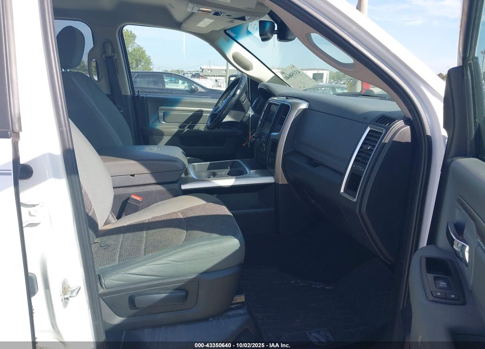 2018 RAM 1500 VIN: 1C6RR7GTXJS170644