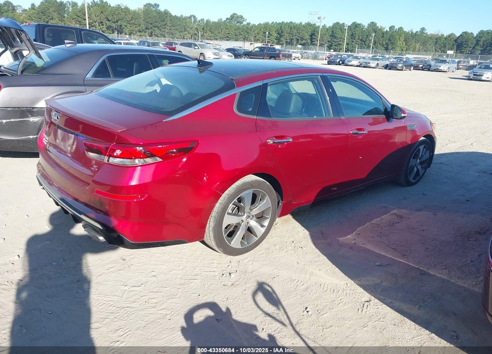 2019 KIA OPTIMA S VIN: 5XXGT4L33KG355605