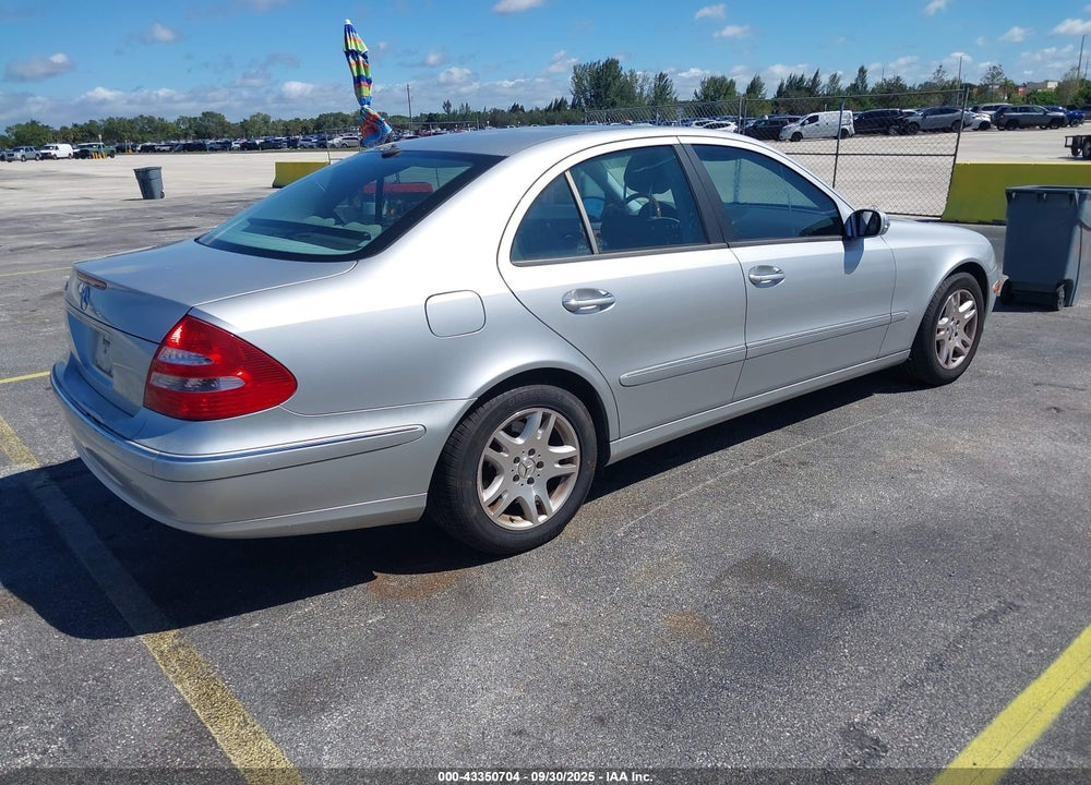 2005 MERCEDES-BENZ E 320 VIN: WDBUF65J55A667232