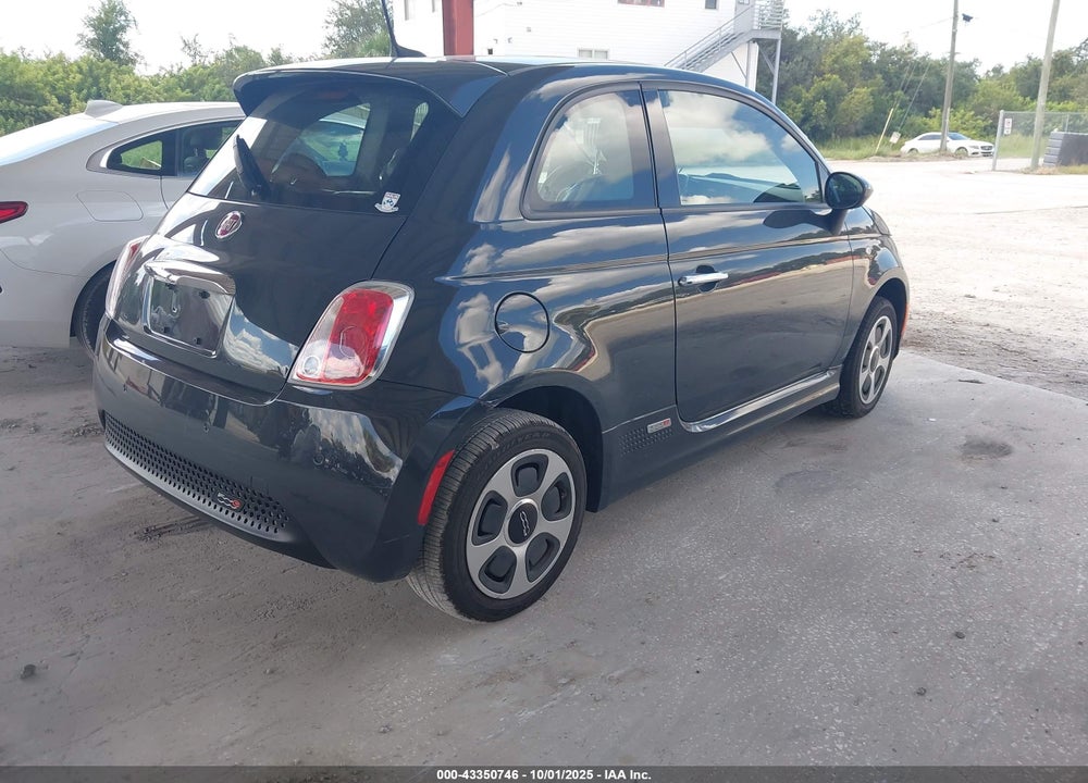 2018 FIAT 500E VIN: 3C3CFFGE0JT377338