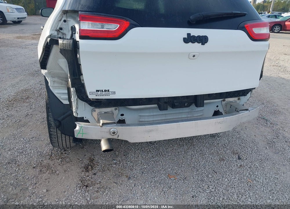 2016 JEEP CHEROKEE VIN: 1C4PJLAB8GW372948