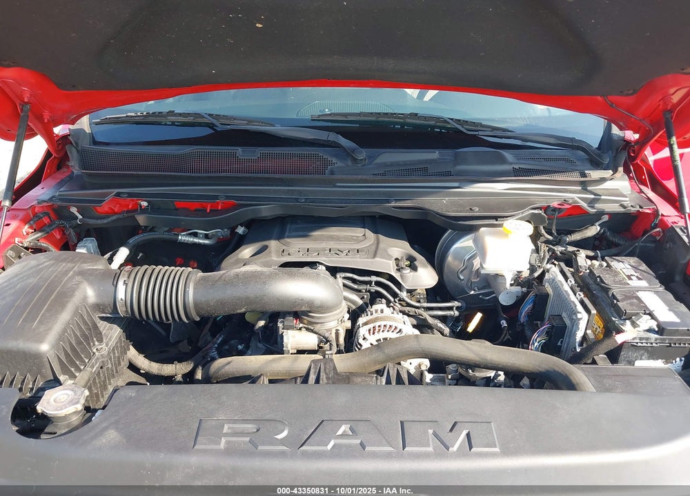 2021 RAM 1500 VIN: 1C6RREFT3MN502092