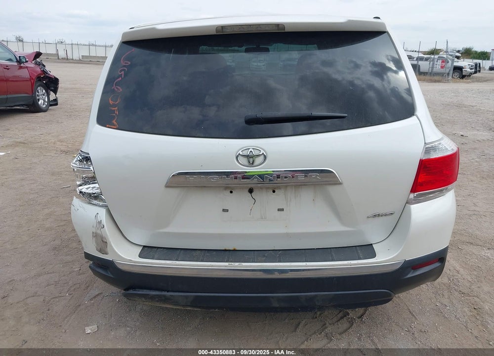 2013 TOYOTA HIGHLANDER BASE V6 VIN: 5TDBK3EH5DS230719