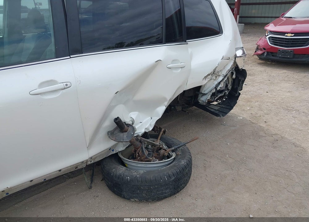 2013 TOYOTA HIGHLANDER BASE V6 VIN: 5TDBK3EH5DS230719