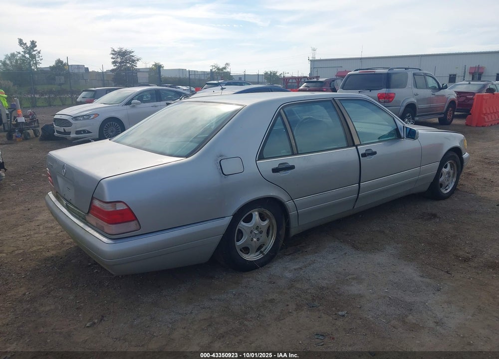 1998 MERCEDES-BENZ S 500 VIN: WDBGA51G3WA382238