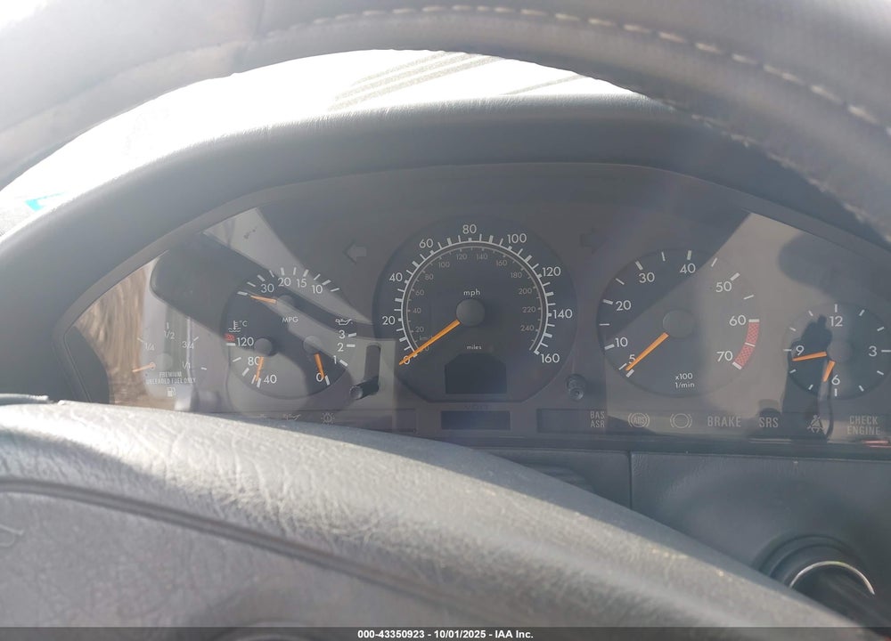 1998 MERCEDES-BENZ S 500 VIN: WDBGA51G3WA382238