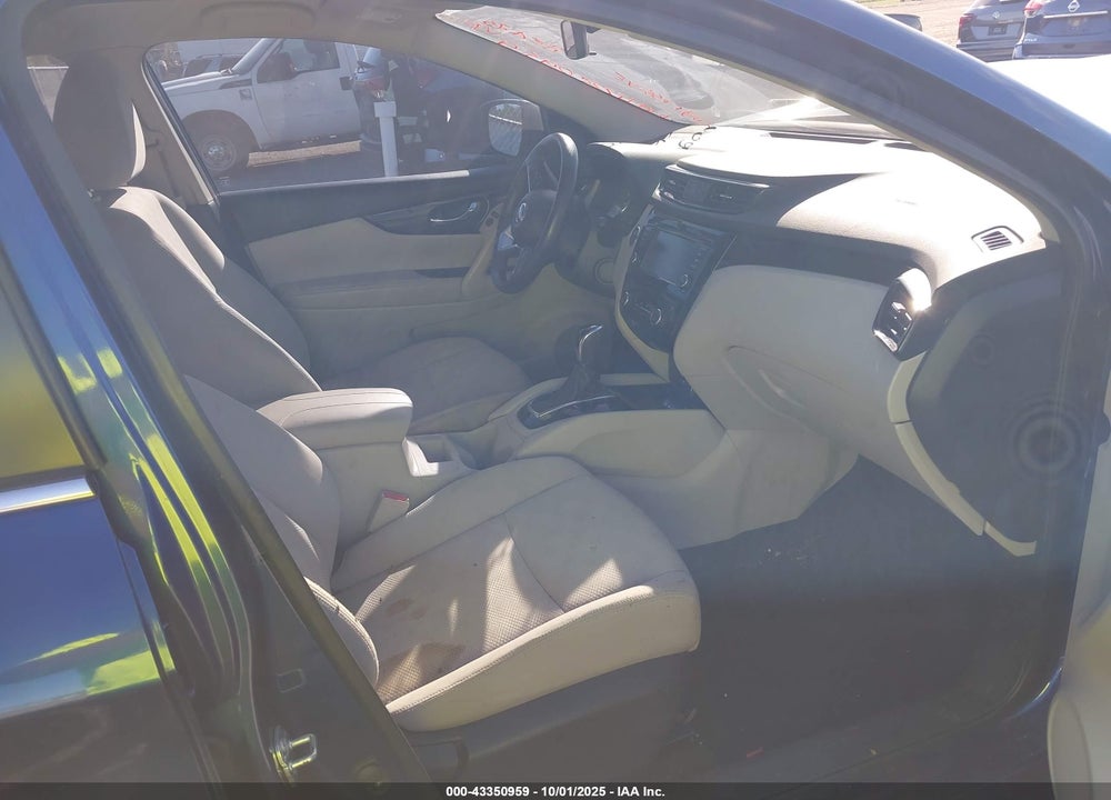 2020 NISSAN ROGUE SPORT VIN: JN1BJ1CW3LW377373