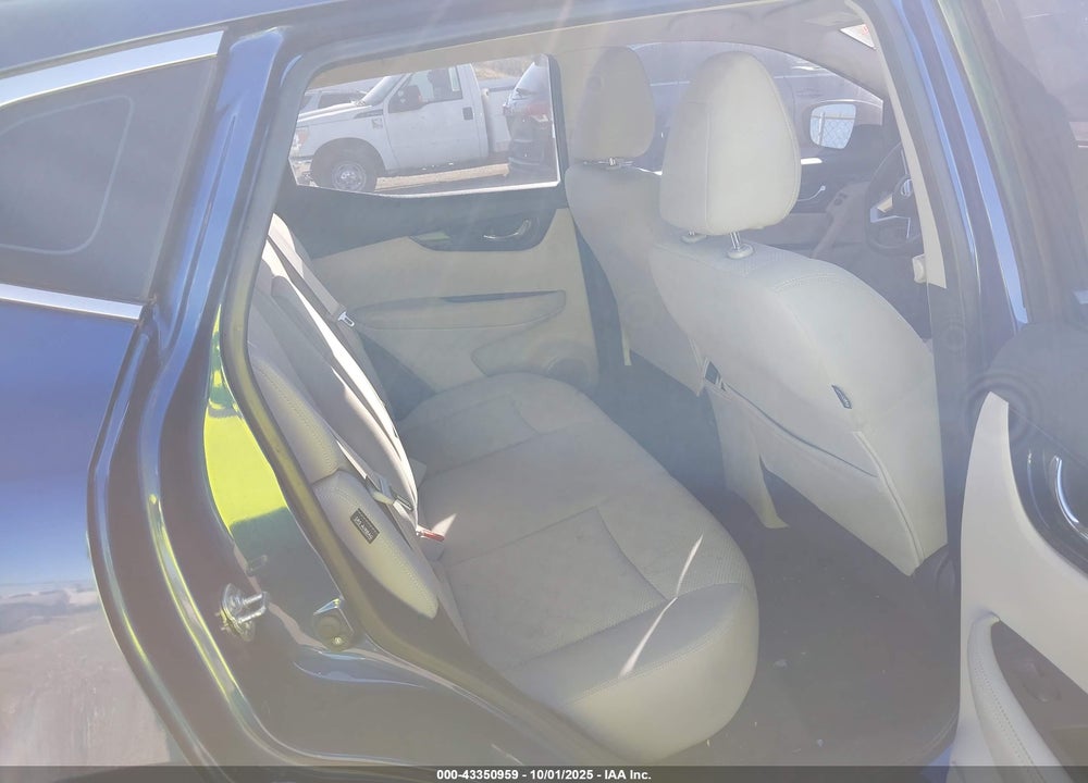 2020 NISSAN ROGUE SPORT VIN: JN1BJ1CW3LW377373