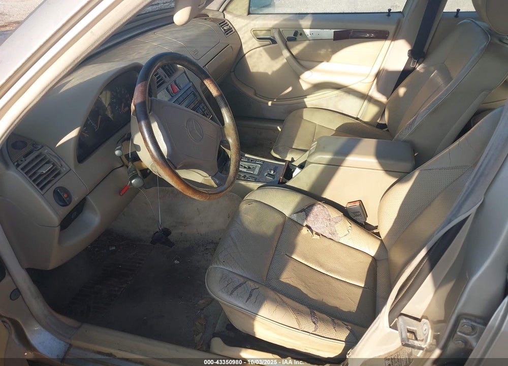 1998 MERCEDES-BENZ C 230 VIN: WDBHA23G0WA520897
