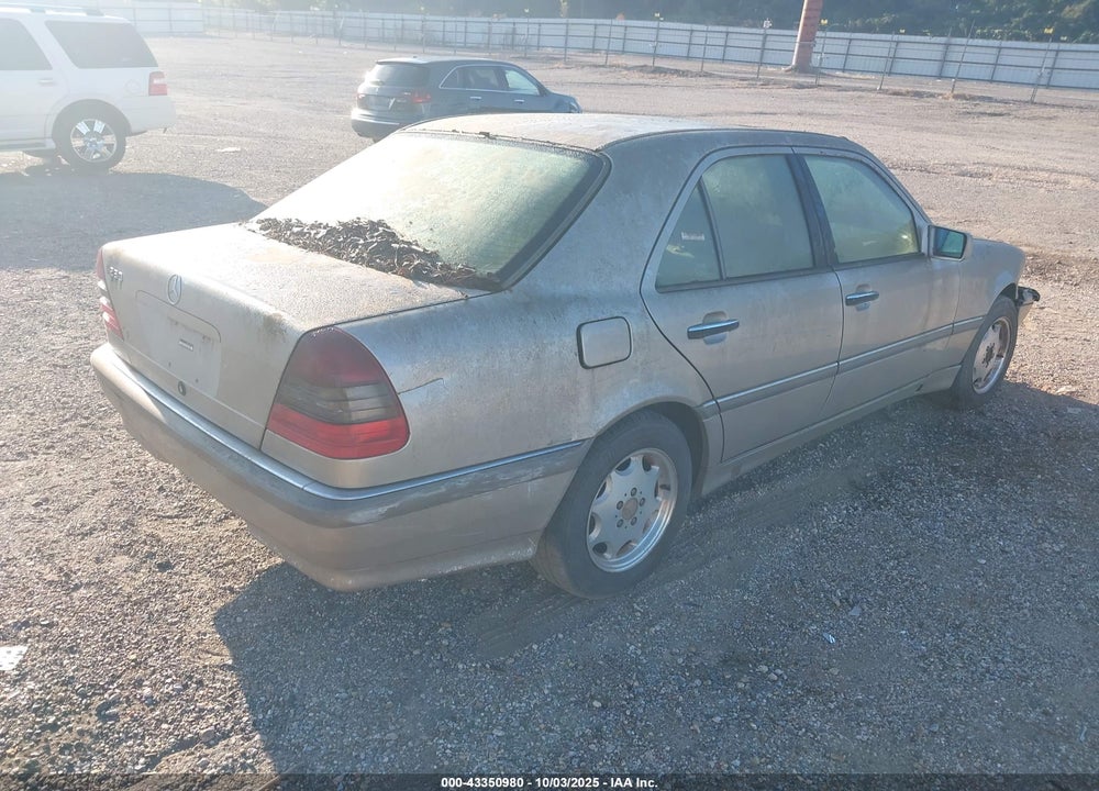1998 MERCEDES-BENZ C 230 VIN: WDBHA23G0WA520897