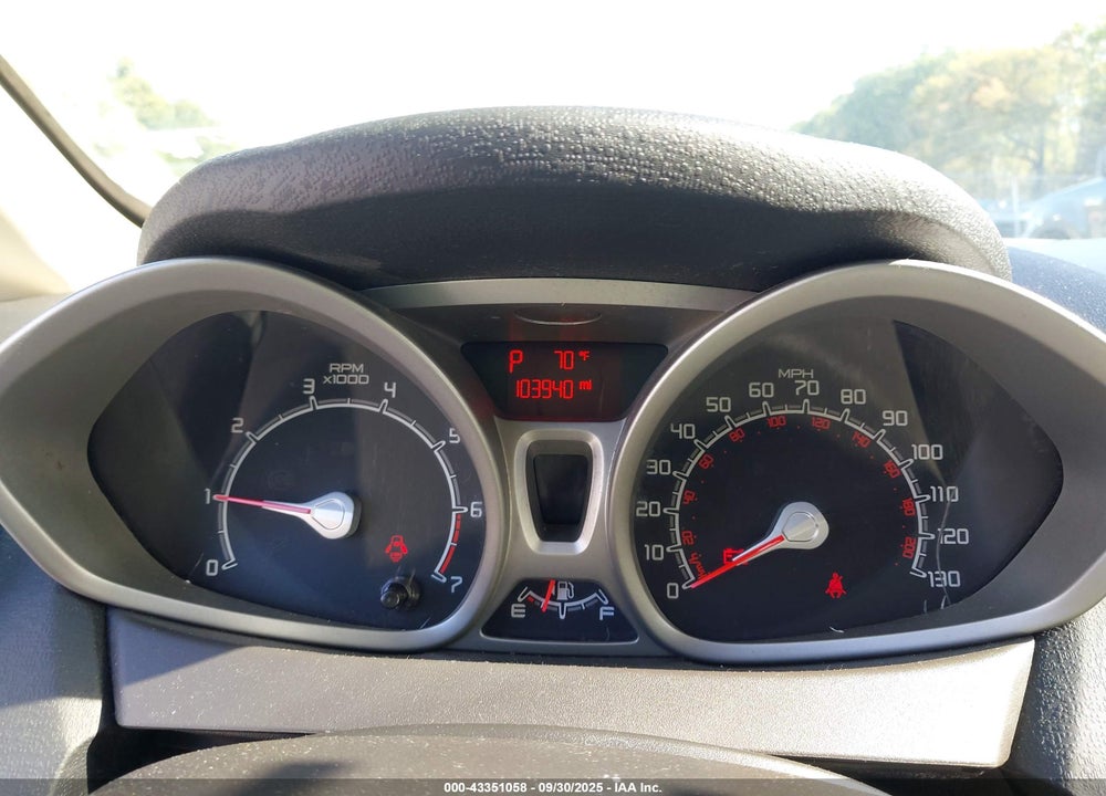 2011 FORD FIESTA VIN: 3FADP4BJ7BM153913