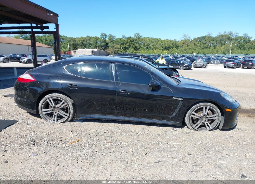 2013 PORSCHE PANAMERA 4 VIN: WP0AA2A72DL011398