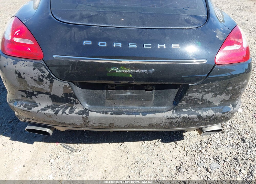 2013 PORSCHE PANAMERA 4 VIN: WP0AA2A72DL011398