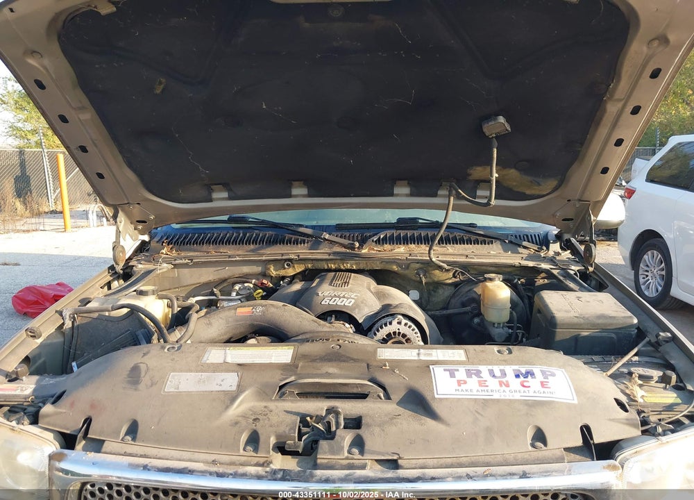2001 GMC DENALI XL K1500 VIN: 1GKFK66U41J177913