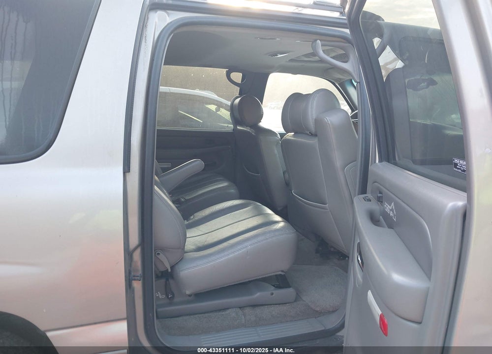 2001 GMC DENALI XL K1500 VIN: 1GKFK66U41J177913