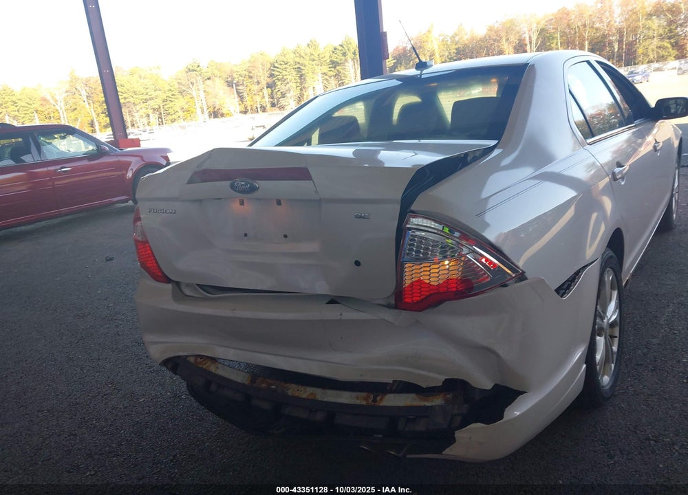 2012 FORD FUSION VIN: 3FAHP0HA7CR112106