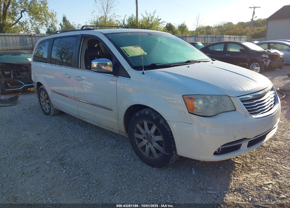 2011 CHRYSLER TOWN & COUNTRY TOURING-L VIN: 2A4RR8DG6BR714642