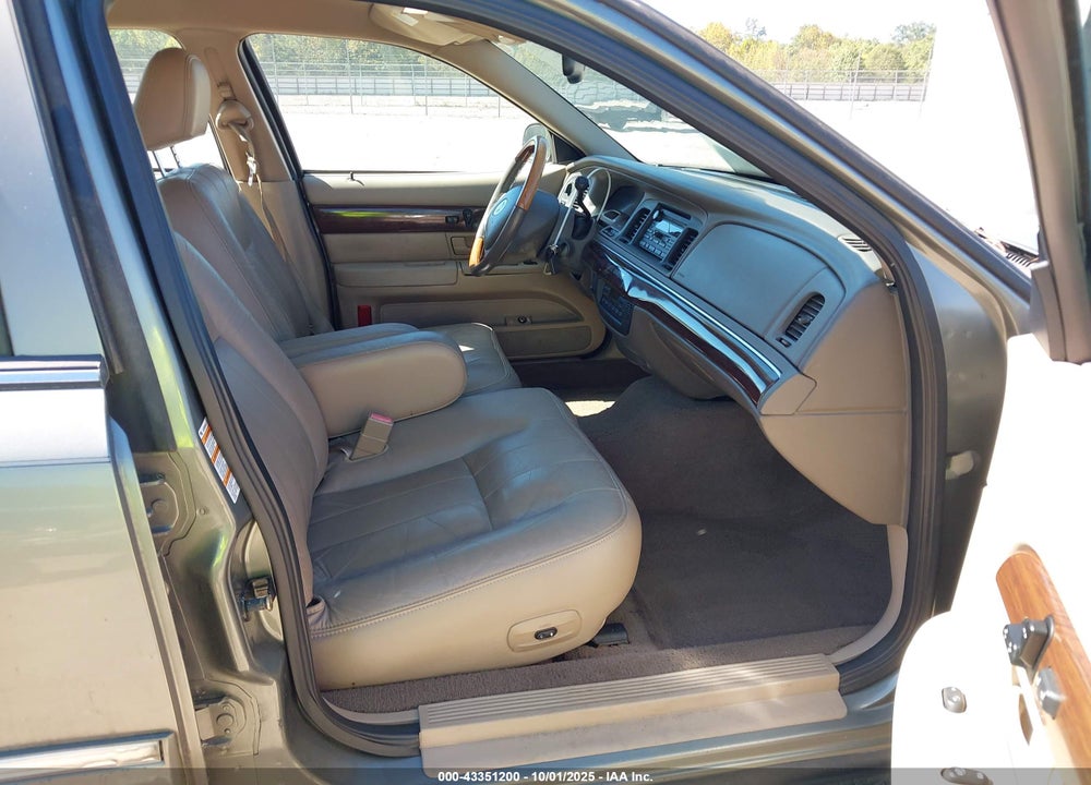 2004 MERCURY GRAND MARQUIS LS VIN: 2MEHM75W04X604523
