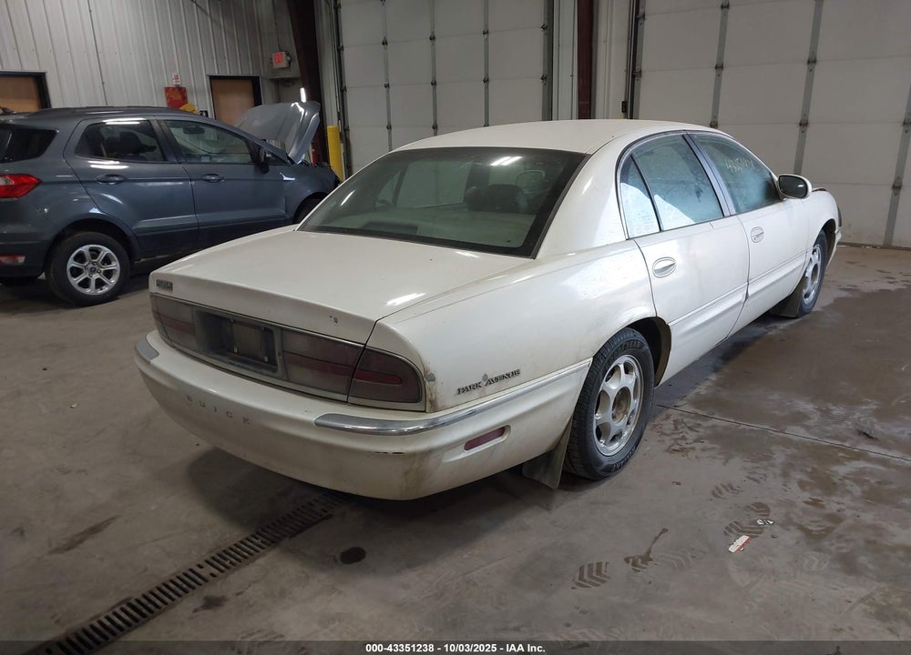 2000 BUICK PARK AVENUE VIN: 1G4CW52K4Y4136302