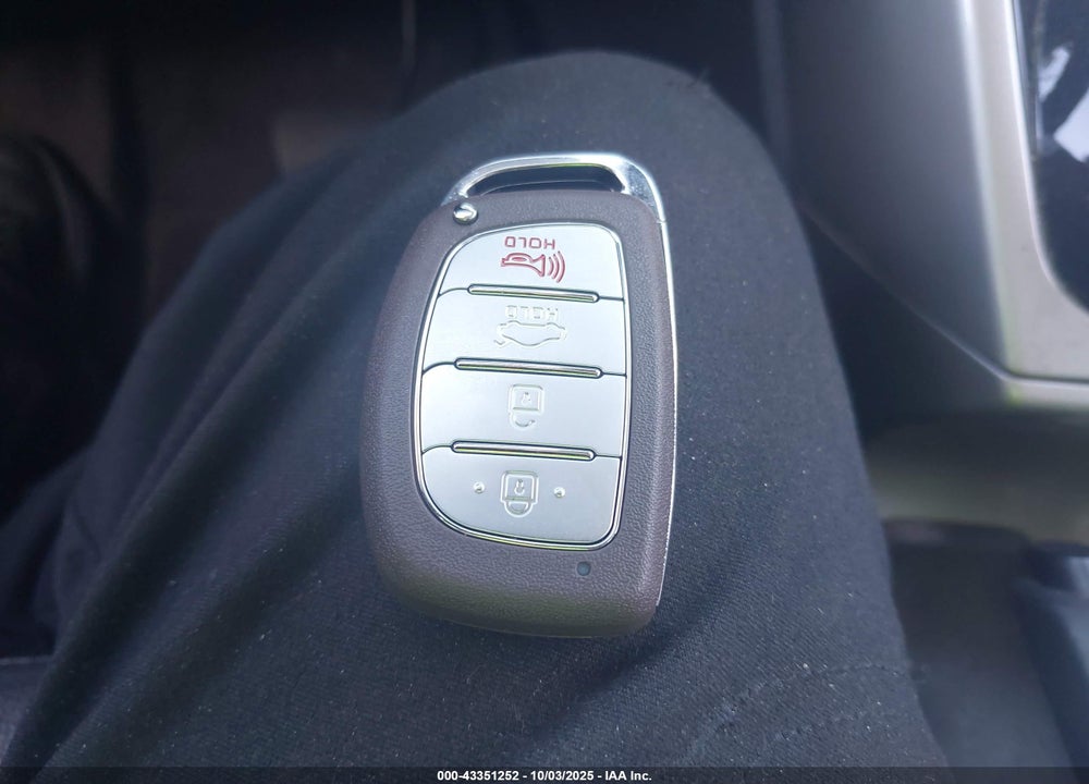 2016 HYUNDAI SONATA VIN: 5NPE34AF8GH433988