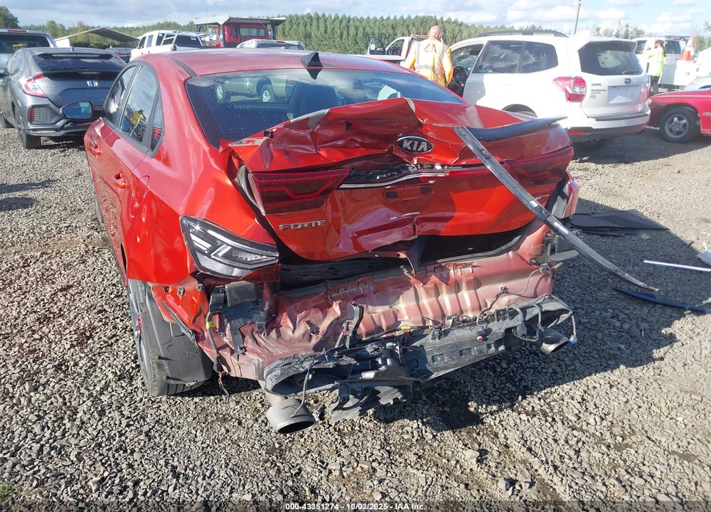 2020 KIA FORTE GT VIN: 3KPF44AC4LE218002